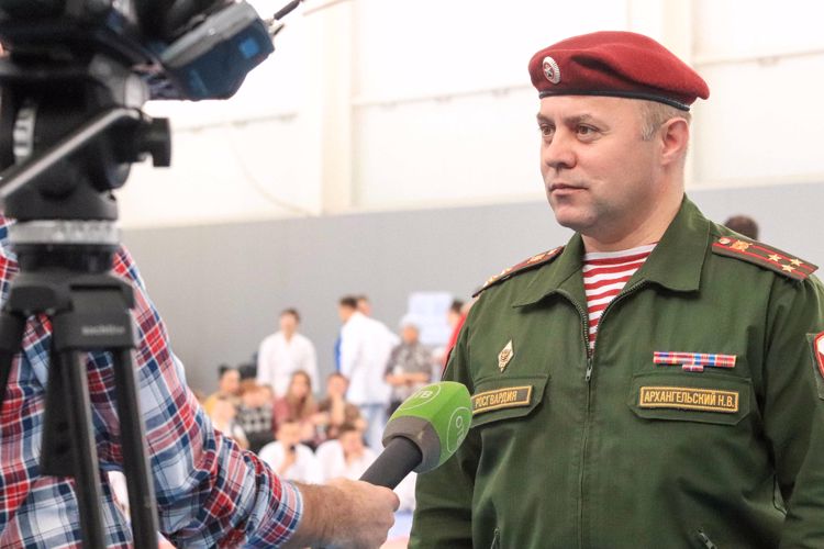 Сотрудники сахалинского ОМОН вошли в состав судейской коллеги на первенстве по армейскому рукопашному бою