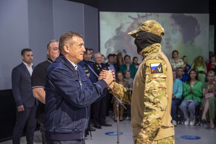 На Сахалине встретили бойцов Росгвардии из служебной командировки  