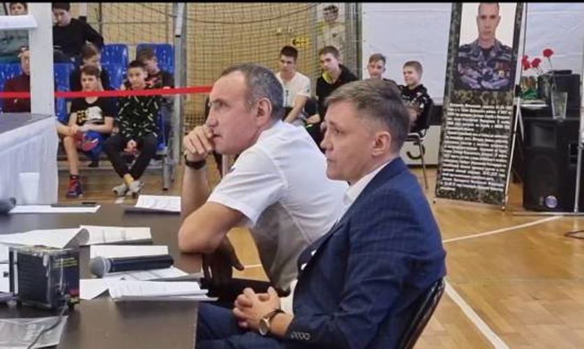 Турнир по боксу памяти ветеранов боевых действий Яна Марчука и Владимира Меньшенина открыли в Корсакове  