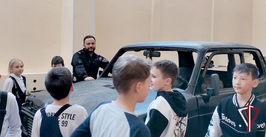 В Сахалинской области стартовала Всероссийская акция Росгвардии "Неделя мужества"