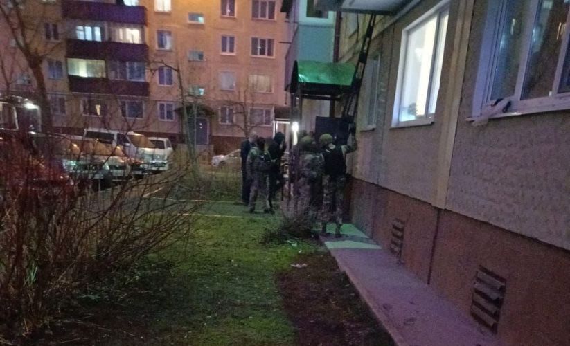 В Южно-Сахалинске при поддержке спецназа территориального Управления Росгвардии  пресечена деятельность наркоторговцев