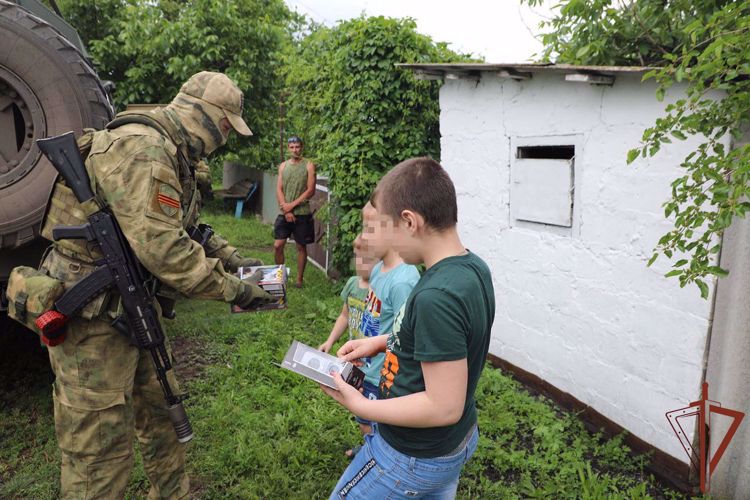 В Росгвардии проходят праздничные мероприятия, посвященные Международному дню защиты детей (видео)