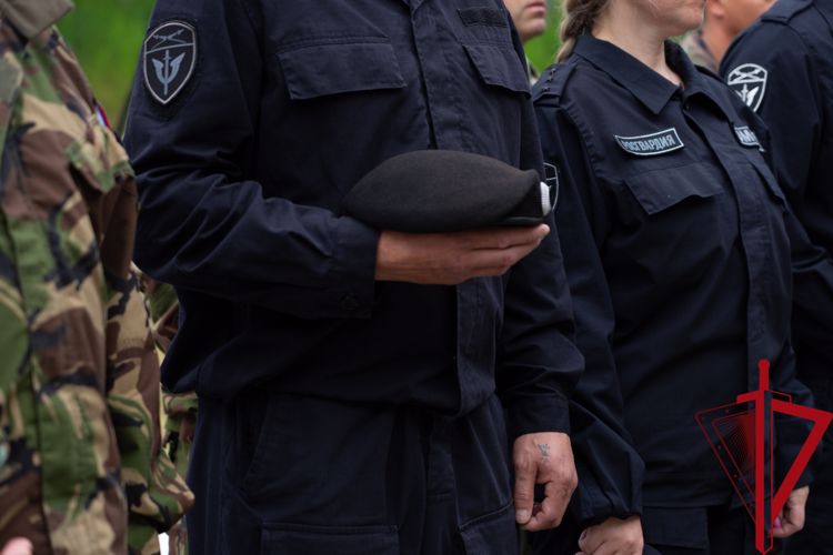  На Сахалине почтили память росгвардейцев, погибших при исполнении служебного долга 