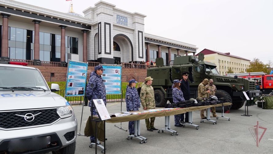 Росгвардейцы приняли участие в военно-патриотической  акции «День призывника» 