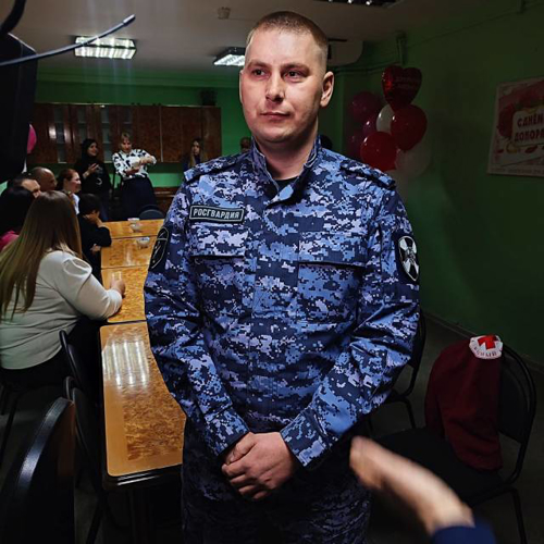 Семья сотрудника Росгвардии в Южно - Сахалинске отмечена благодарственными письмами ко дню донора России