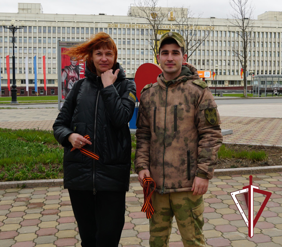 В Южно-Сахалинске росгвардейцы присоединились к Всероссийской акции «Георгиевская ленточка»