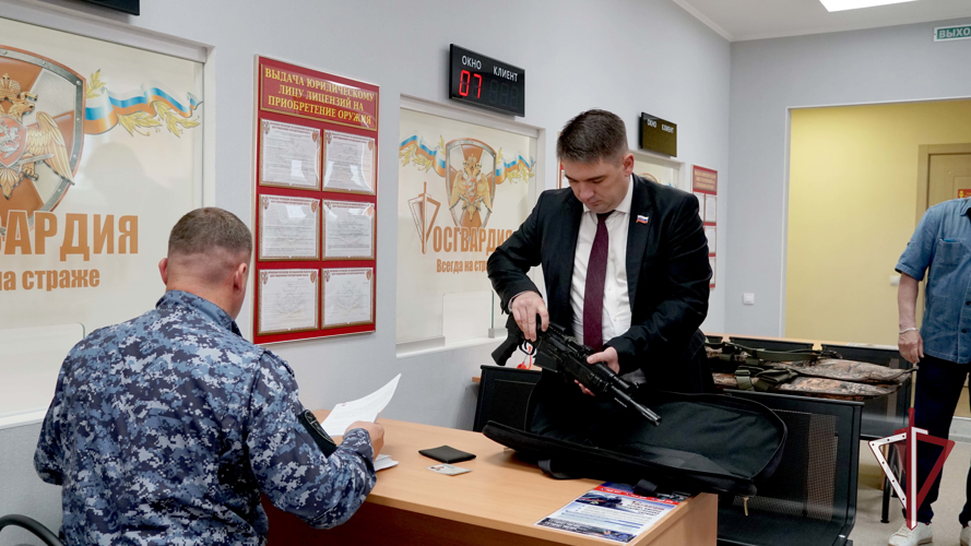 На Сахалине набирает обороты сдача гражданского оружия для специальной военной операции 
