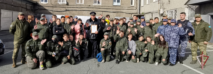  В отделе Южно-Сахалинской вневедомственной охраны  прошел день открытых дверей 