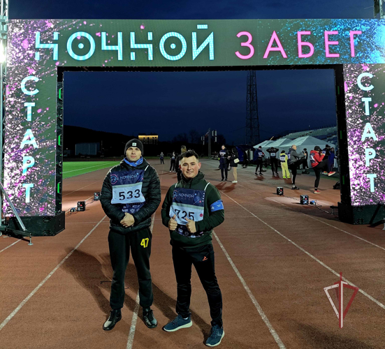 В Южно-Сахалинске семьи росгвардейцев поддержали акцию «Ночной забег»