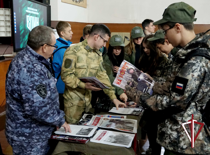 В дискуссии «Военная журналистика» приняли участие росгвардейцы