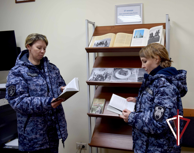 Росгвардейцы приняли участие в мероприятии, посвященном Дню полного освобождения Ленинграда от фашистской блокады