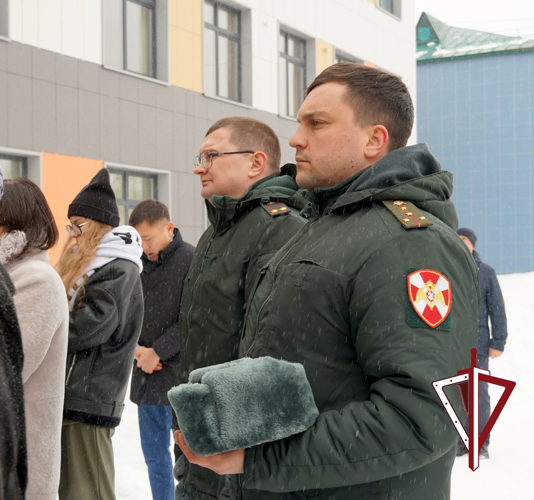 Мемориальные доски памяти героев, погибших в специальной военной операции, открыли в Южно-Сахалинске