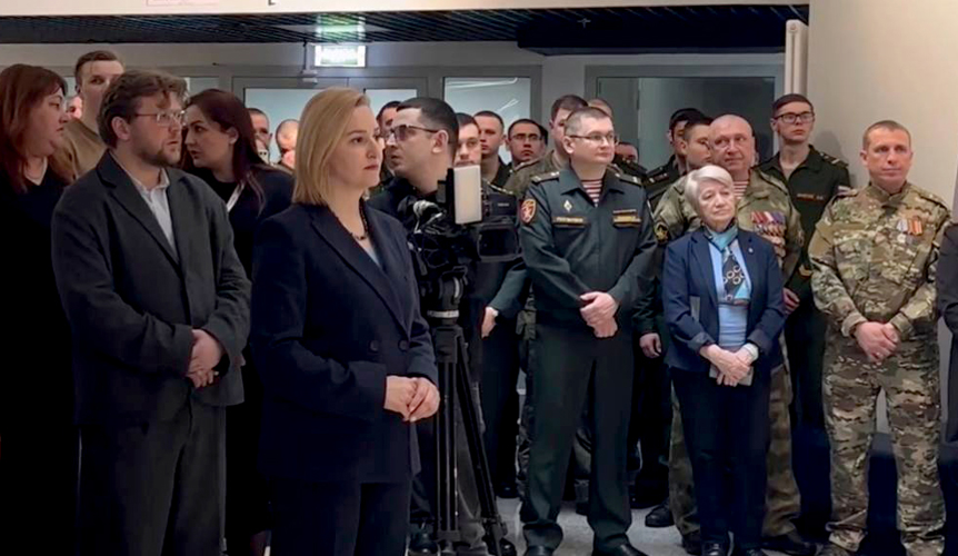 Росгвардейцы на Сахалине приняли участие в отрытии выставочного проекта «Защищаем СВОих»