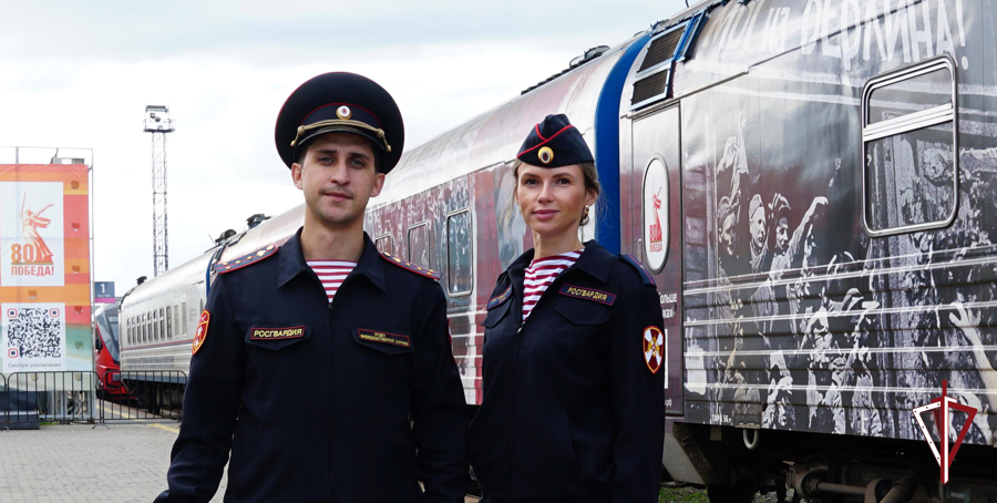 Росгвардейцы на Сахалине обеспечили охрану порядка на выставке «Поезд Победы»