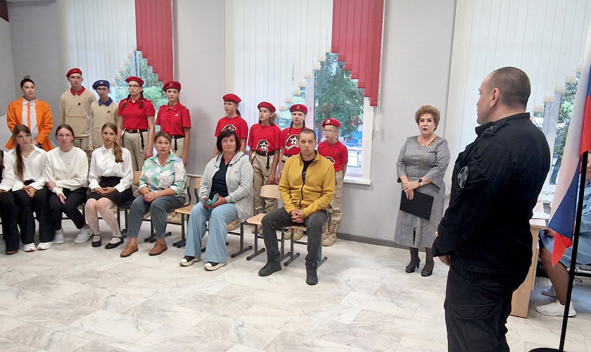 Юнармейскому отряду школы №31 Южно-Сахалинска присвоено имя героя-защитника Евгения Корочкина 