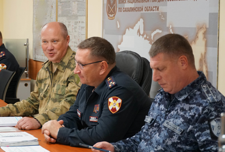 Заместитель командующего Восточным округом войск национальной гвардии Михаил Романов посетил региональное управление Росгвардии с рабочим визитом 