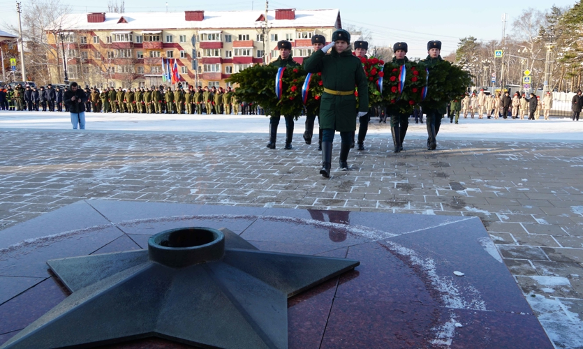 Росгвардейцы приняли участие в памятной церемонии