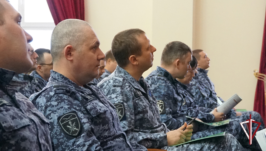 В управлении Росгвардии по Сахалинской области стартовал зимний период обучения 