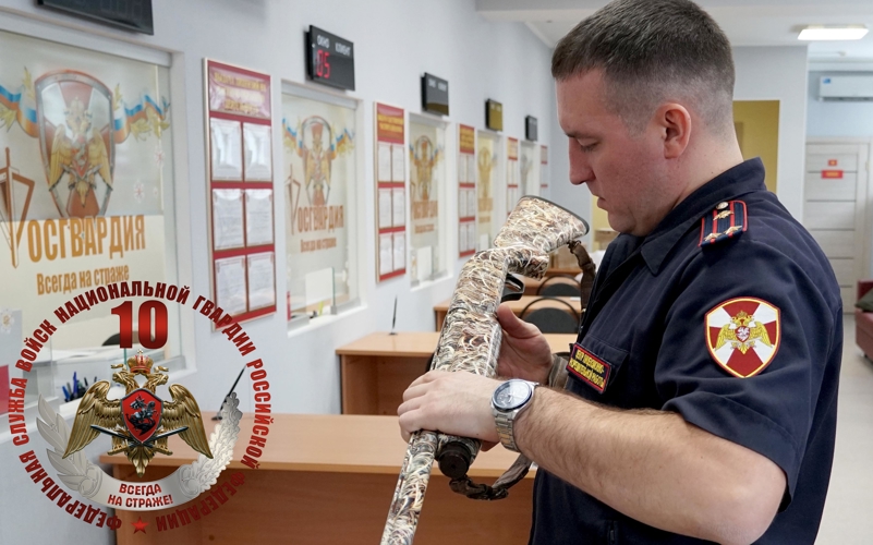 В преддверии профессионального праздника: На Сахалине продолжаются проверки оборота гражданского оружия — за неделю изъято 32 единицы оружия и 400 патронов