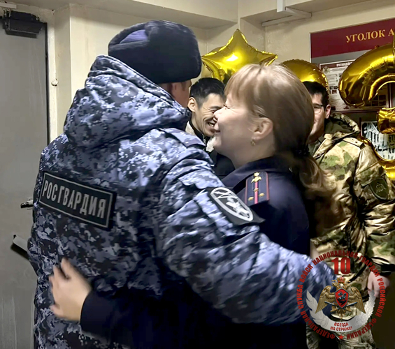В Управлении Росгвардии по Сахалинской области поздравили мужчин с Днем защитника Отечества