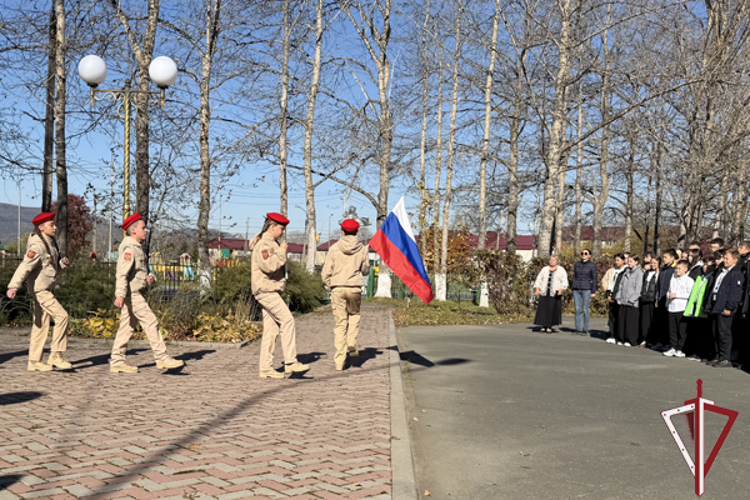Юнармейскому отряду на Сахалине присвоили имя офицера Росгвардии