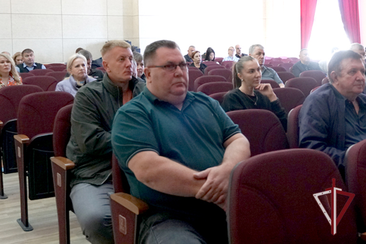 В Управлении Росгвардии по Сахалинской области обсудили повышение качества частных охранных услуг